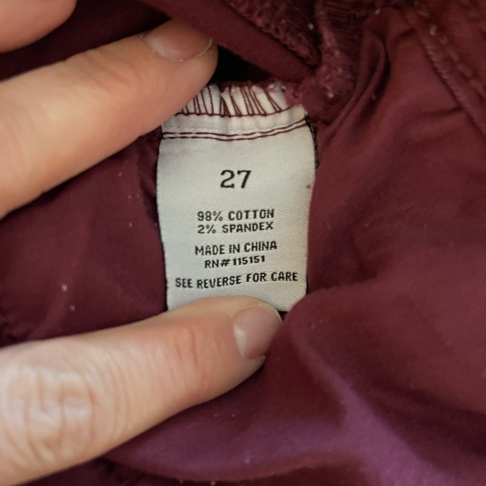 Romeo & Juliet Couture Jeans • Womans 27 - Picture 3 of 4